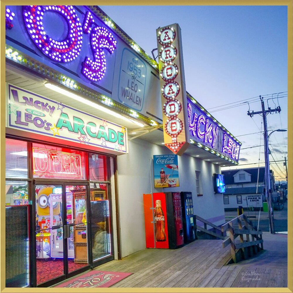 "Feelin' Lucky" at Lucky Leo's